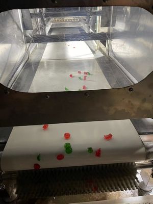 CANDY Jaar 2022 Kleine automatische en bal lollypop productielijn Snack Gummy Machine