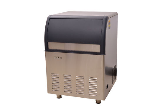 Kledingwinkels Eénfasige ijskubbenmachine met 29mm*29mm*22mm ijsklasse