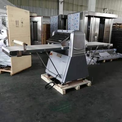 630 mm Europese deegrolmachine voor optimale prestaties