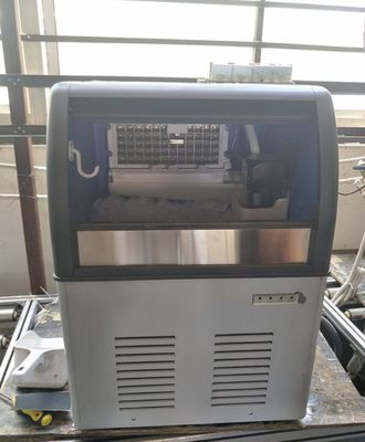 Professionele commerciële kubus-ijsmachine met 1000 kg ijsopslagcapaciteit