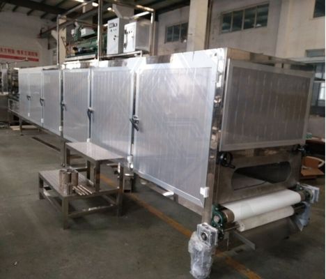 Hoogproductieve 50kw Lollipop Candy Maker Machine voor automatische Gummy Candy Productie