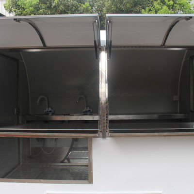 CE-goedgekeurde mobiele foodtruck aanhangwagen met een hoge productiviteit en 2300*1750*2100mm grootte