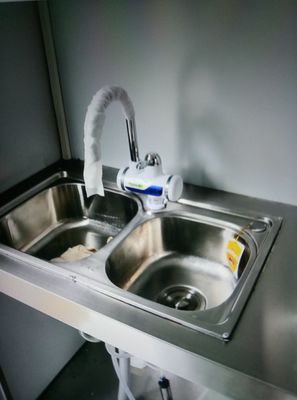 Mobiele trailers van glasvezel voor de verkoop van Chinees fastfood op wegwielen