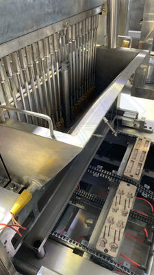 200-300 kg/h Capaciteit Vitaminen Gummy Candy Maker voor Lollipop Productie Lijn