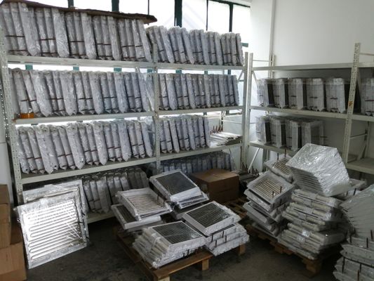 Commerciële ijsblokjesmachine met een opslagcapaciteit van 200 kg en verdamingsvorm