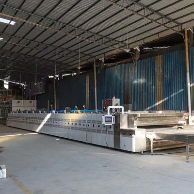 Gebruikersvriendelijke tunneloven voor het toasten van pitabrood in industriële bakkerijen