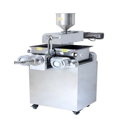 2020 Automatische inkrustingsmachine voor het maken van gevulde koekjes gebak en maankoekjes