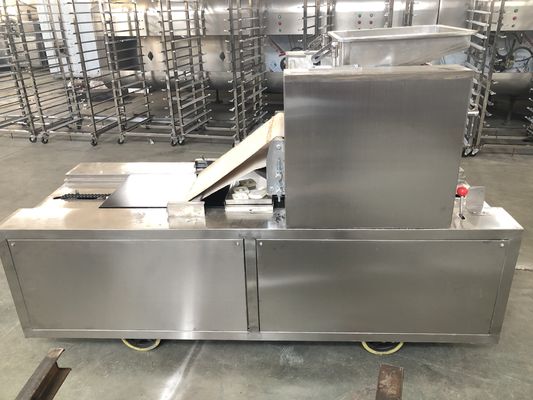 Industrieel bakkerijbedrijf 2kw semi-automatische koekjesmachine voor noten grondstof