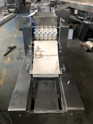 Industriële machine voor het verwerken van koekjes met een multifunctionele functie