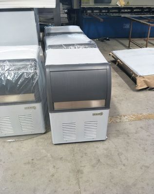 Commerciële automatische ijsmachine met energiebesparende technologie