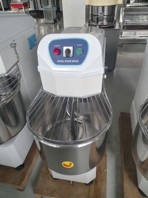 Professionele broodspiraaldeegmixer voor de productie van kruiden en groenten