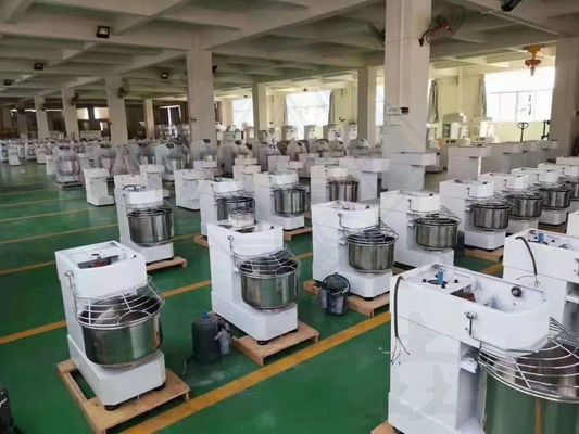 Projecten voor bakkerij- en keukenapparatuur Professionele kleine capaciteit brooddeeg-sprialmixer