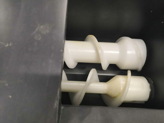 Hoge productiviteit Kleine automatische tafelmachine Gebakken aardappel Croquette Koekje Vlees IJsserij Mochi Vormmachine En Incrusting