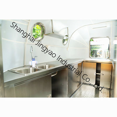 Outdoor Mobile Food Cart Concession Trailer voor Soft Serve IJscreme Cream Machine