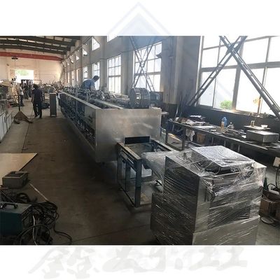 1800 * 1380 * 1450mm Verticale koekjes en koekjes maken machine voor de hotelindustrie