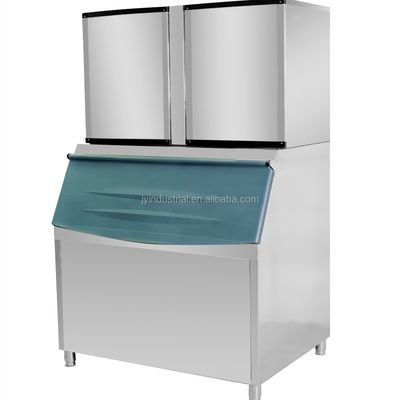 Industriële 2-tonnen kubus-ijsmaker met een capaciteit van 160 kg/dag en R134a/R404A koelmiddel