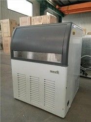Koepelvormige commerciële ijsmachine met compressor, hoge productiviteit en 36 kg capaciteit