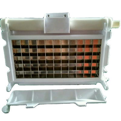 Industriële ijsblokjesmaker met een productiecapaciteit van 65 kg/24 uur en een lucht/water koelsysteem