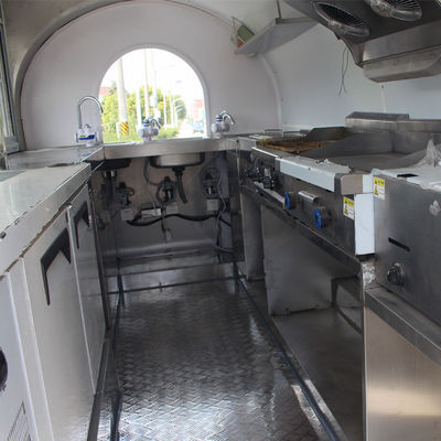 Praktische winkelwagen met multifunctionele snackmachine en draagbaar ontwerp