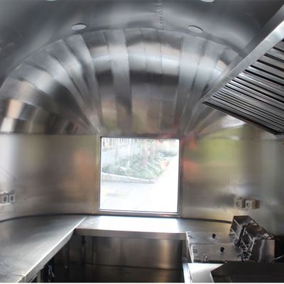 Snack food maker gemotoriseerde voedselmandje 1500kg sleepbus met Tornado aardappel en drankjes