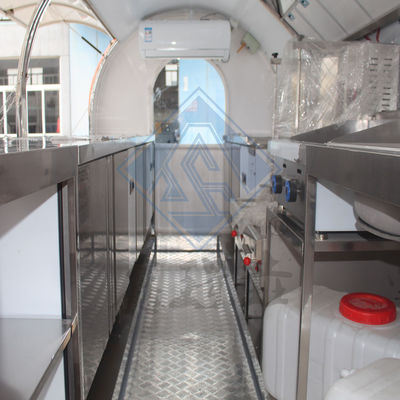 Outdoor Street Food Cart 500CM met Canopy Mobile Round Model Double Axles Food Truck