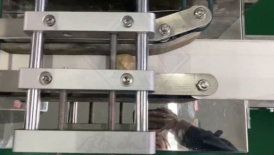 1800*1000*1640mm Koekjescookiemachine voor verschillende kleuren of vullingen