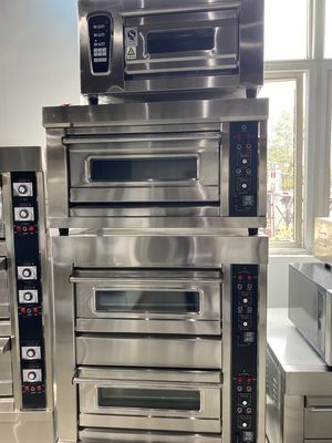 Multifunctioneel 4 bakken Elektrische combi stoomoond Stoomconvectieoven met ontwerp