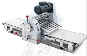 240kgs Output Industrial Bread Bakery Equipment Table Top Deegplaat voor baguette