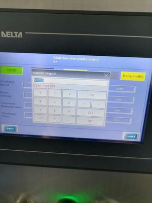 Automatische gummy candy productielijn van roestvrij staal voor dubbelkleurige lollypoppen