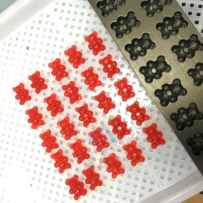 Fijne 50 kg/uur Gummy Bear Automatic Hard Soft Candy Maker voor andere industrieën