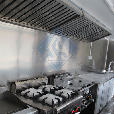 Industrial Square 250CM mobiele foodtruck met een-/dubbelas en een mooi ontwerp