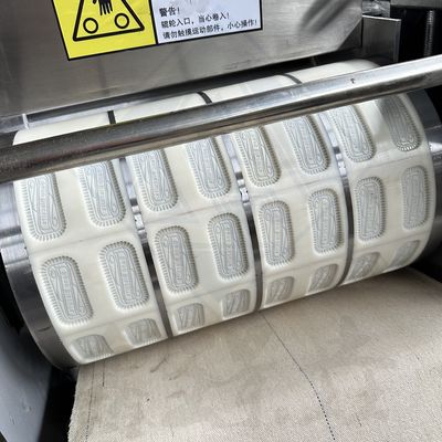 Kleine automatische koekjes maken machine in 2kw bakkerij apparatuur voor de productie van koekjes