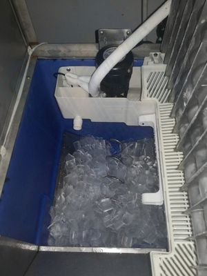 Mooi 60 kg automatische ijsmachine commerciële kubus ijsmachine