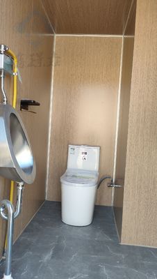 Staal draagbare 2 stand openbare toilet trailer voor commercieel en mobiel gemak