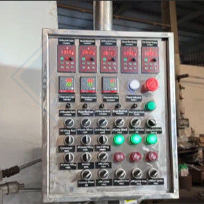 Automatische eierrolmachine Gemakkelijk te bedienen voor industriële cracker snackverwerking