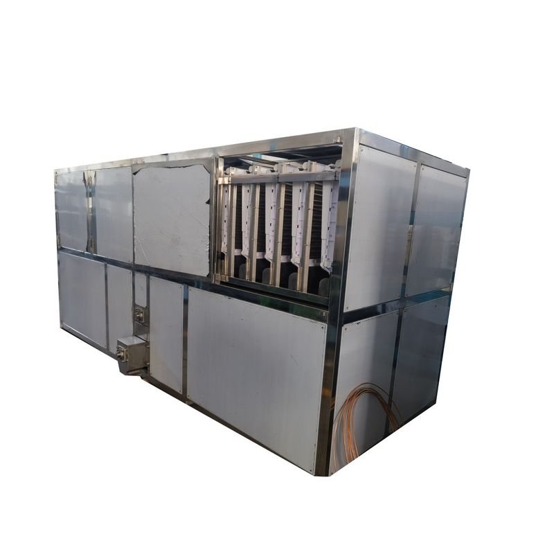 Hoge capaciteit 2 ton per dag semi-automatische industriële ijsblokjesmaker JYC-6000P 380V