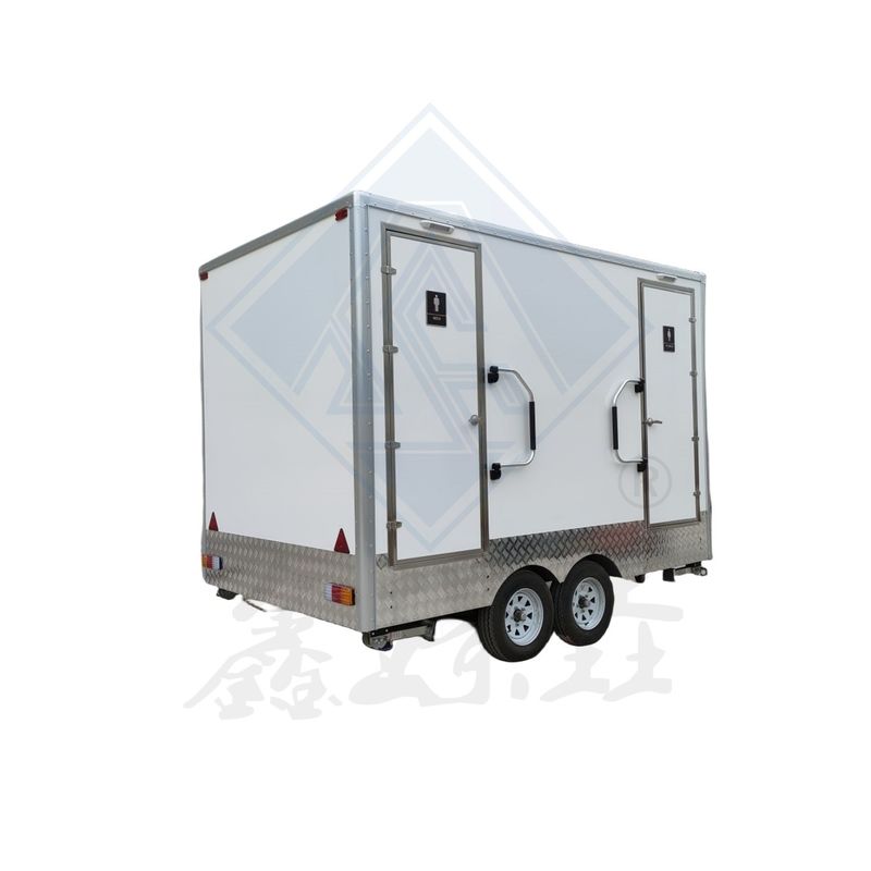 Outdoor aangepaste kleuren draagbare mobiele toilettrailer voor openbaar gemak
