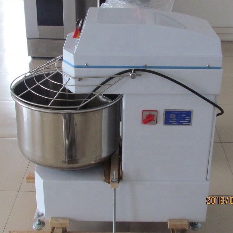 50 kg Broodbakmachine 50 kg Taartdeegmixer voor het bakken van taart en pizza